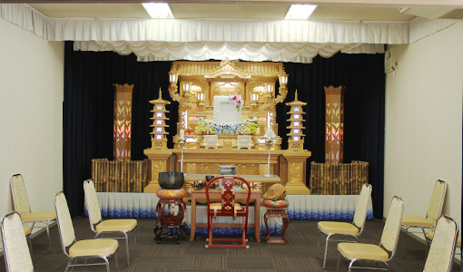 メモリアルホール小野屋の白木祭壇